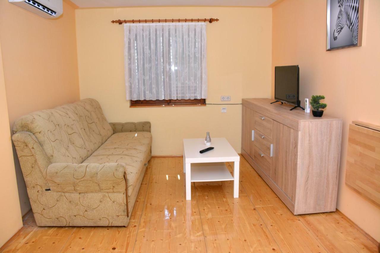 Apartman Viktorija Krapinske Toplice Exterior foto